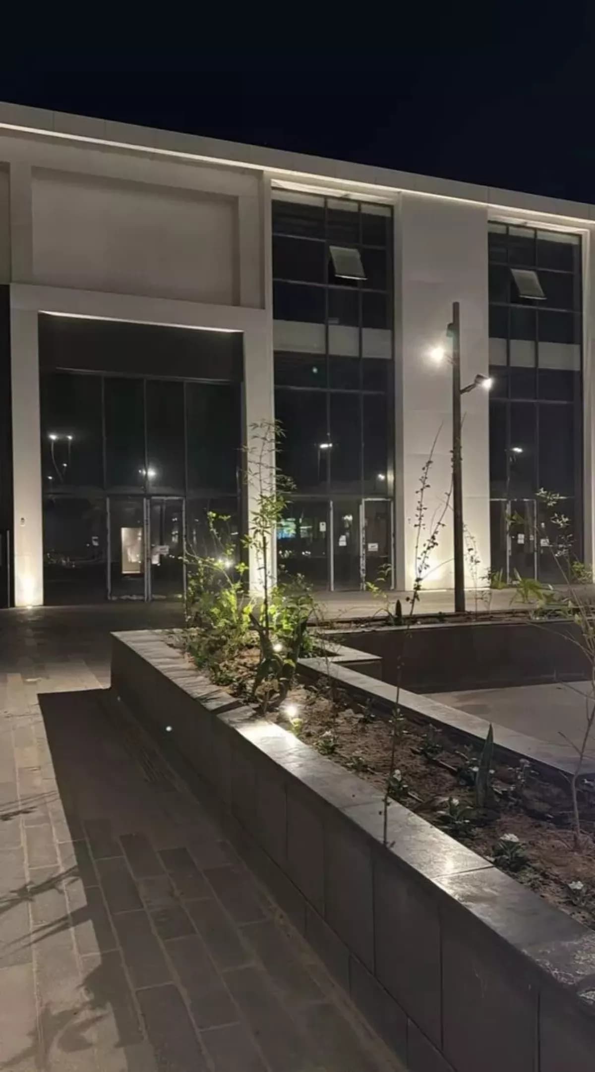 Showroom For Rent-3