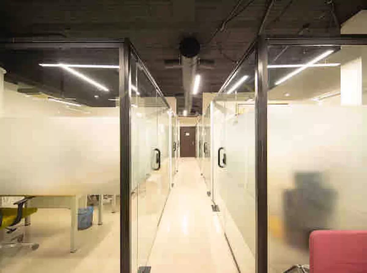 Office For Rent-1