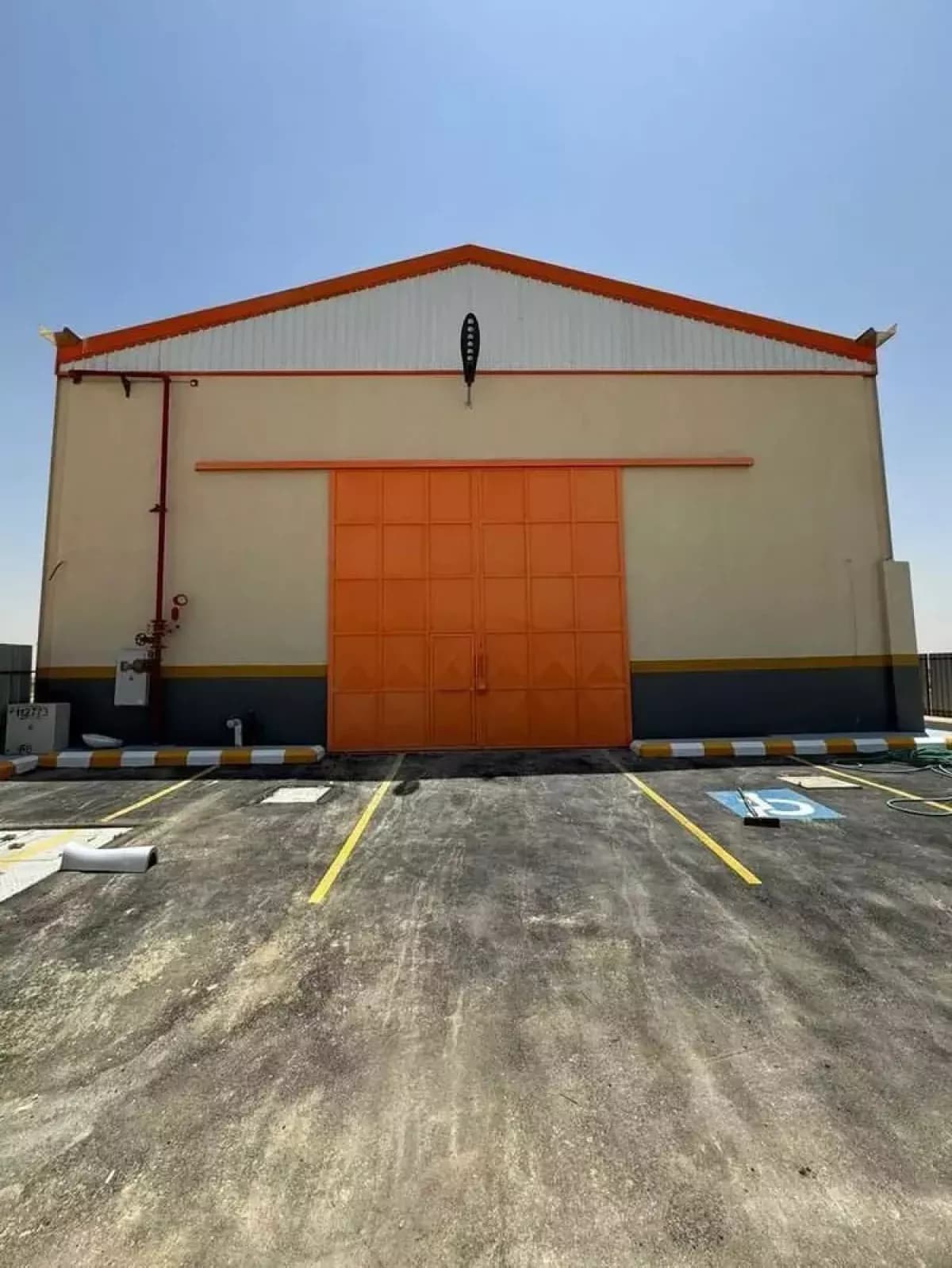 Repair shop For Rent-0