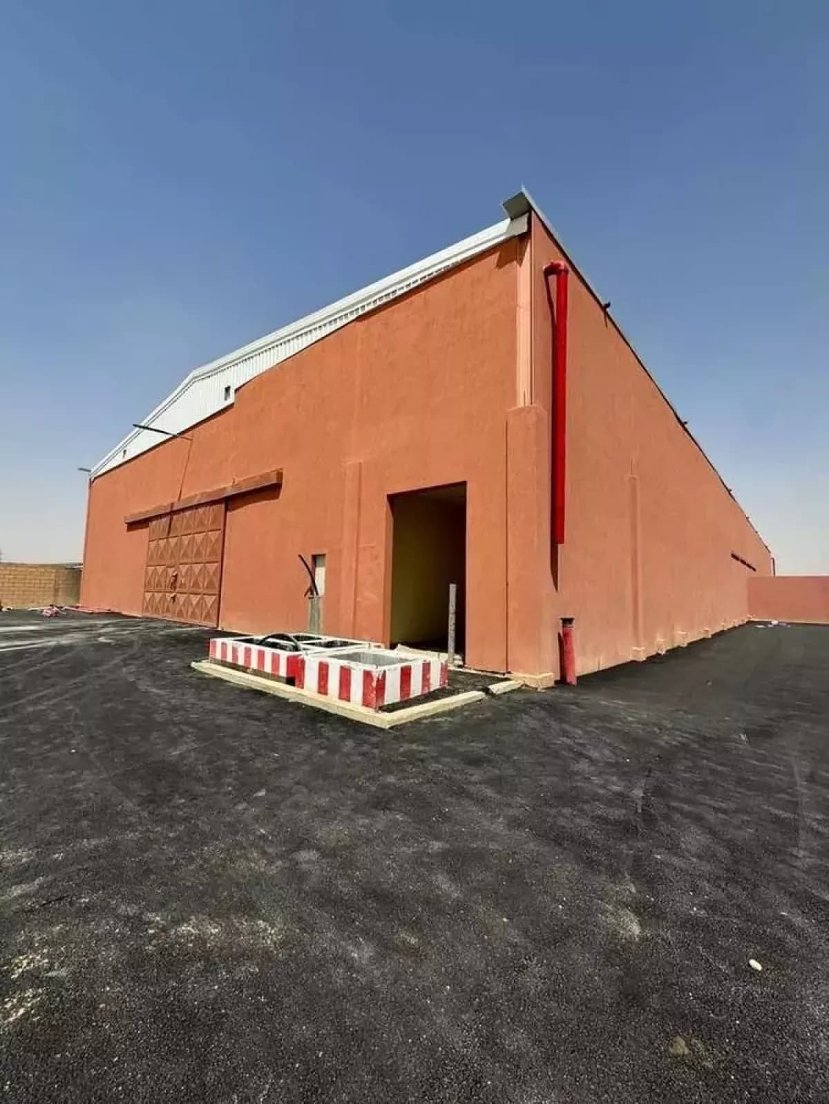 Repair shop For Rent - Image 1