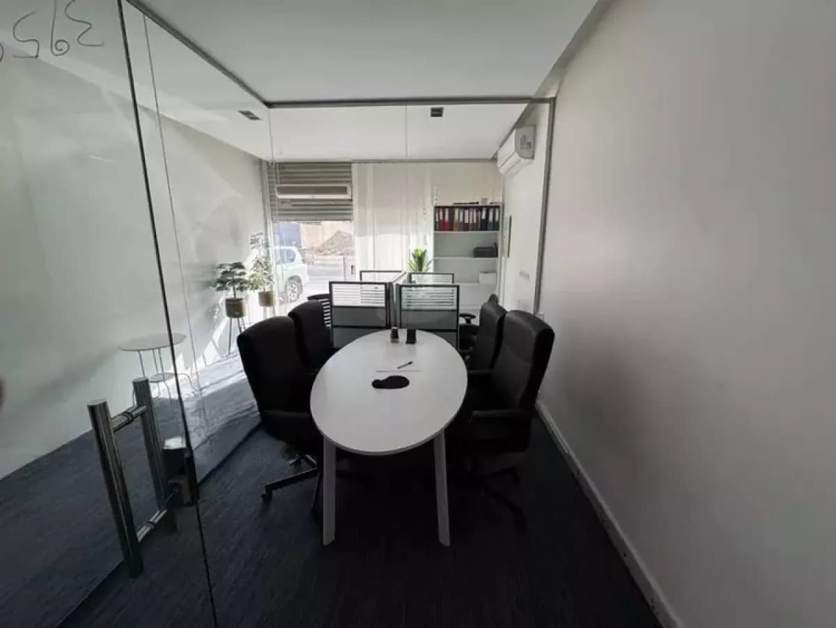 Office For Rent-3