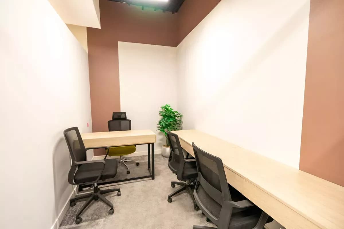 Office For Rent-1