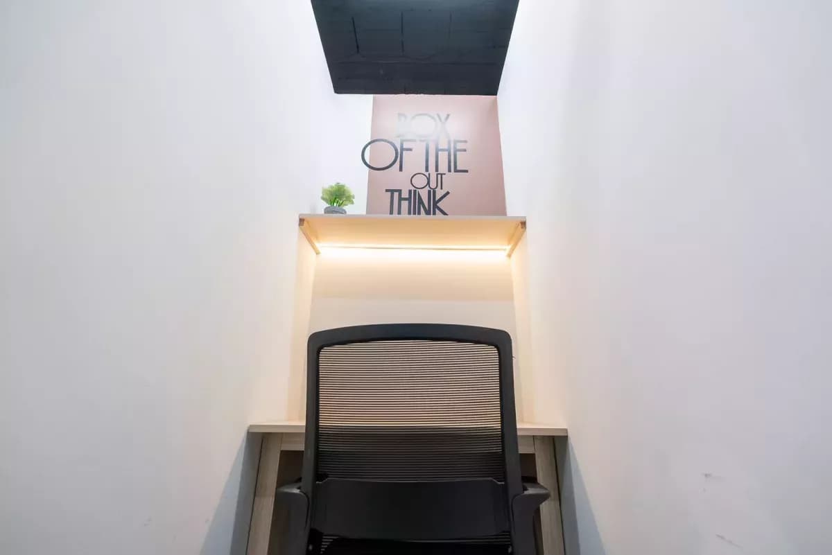 Office For Rent-10
