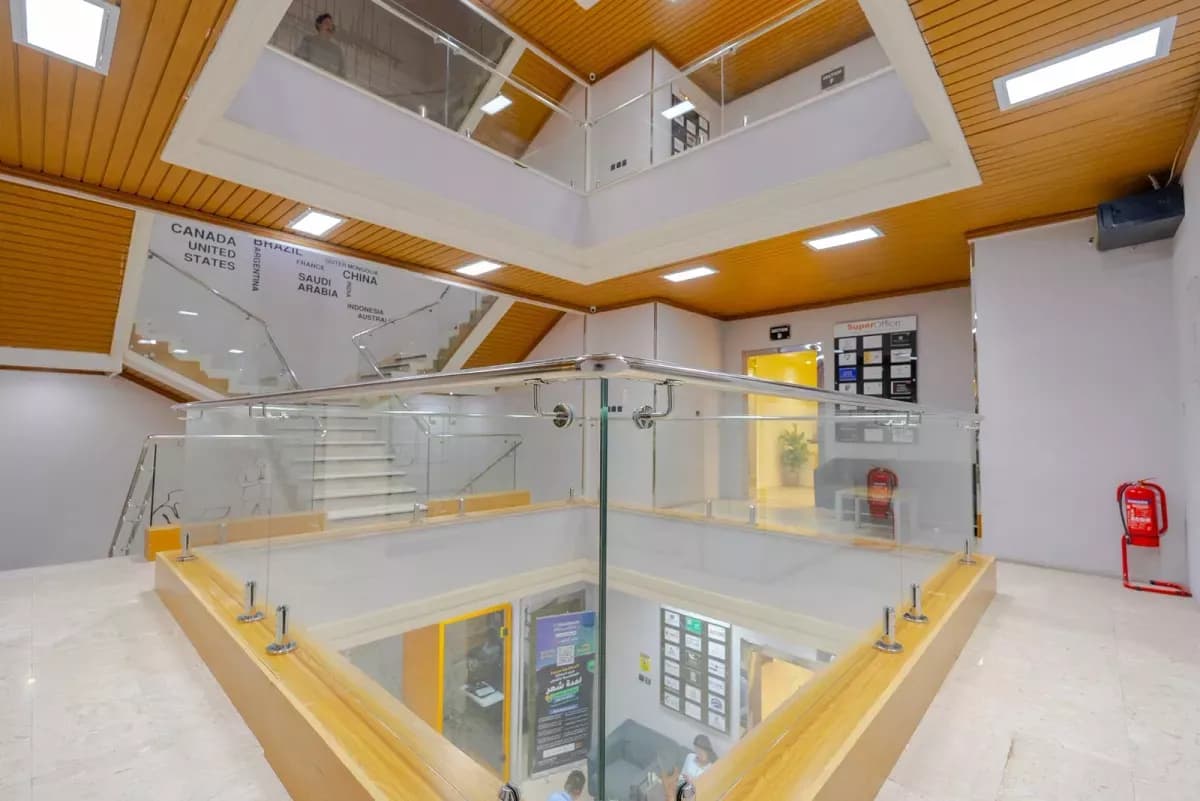 Office For Rent-11