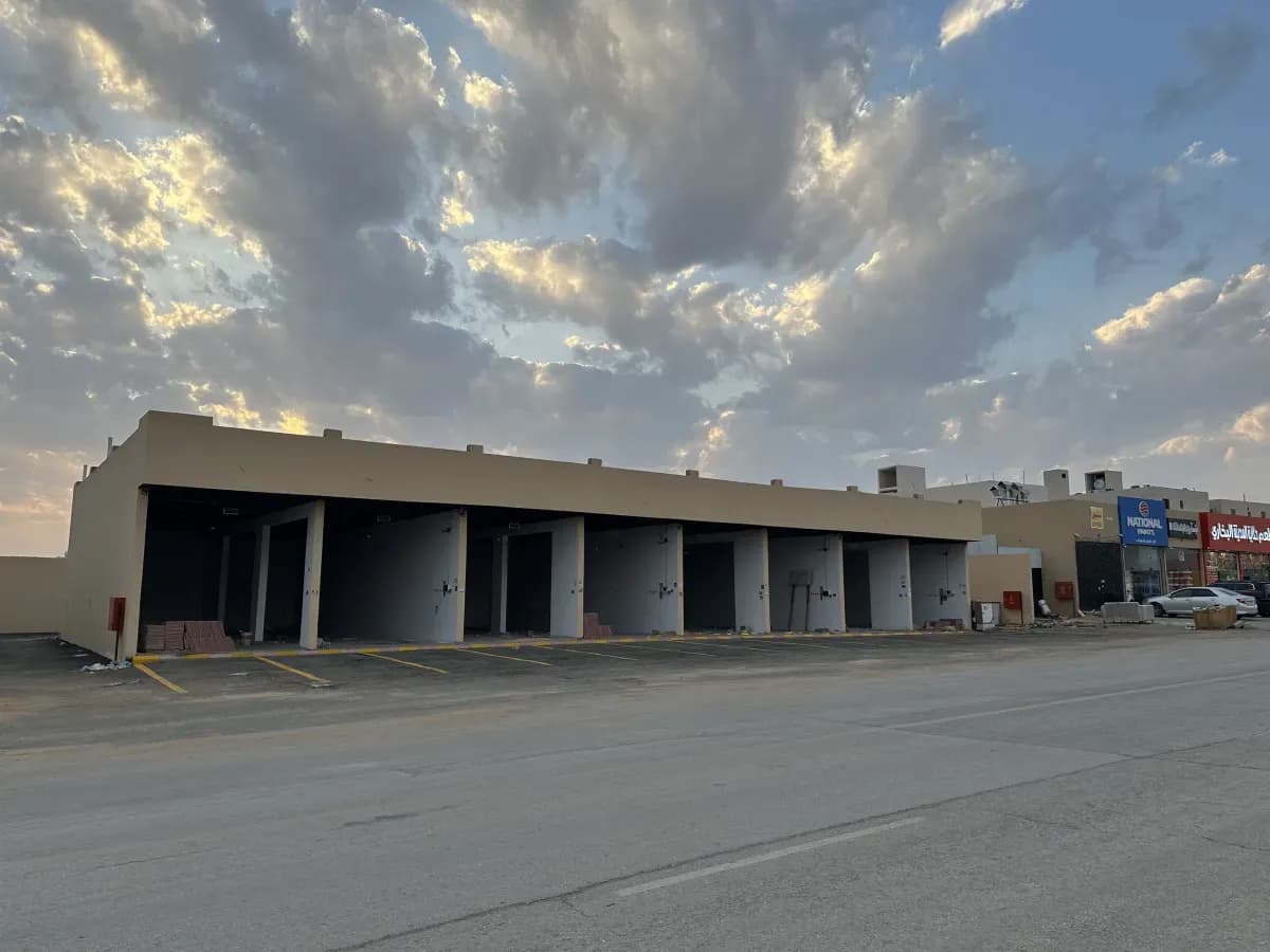 Showroom For Rent-4