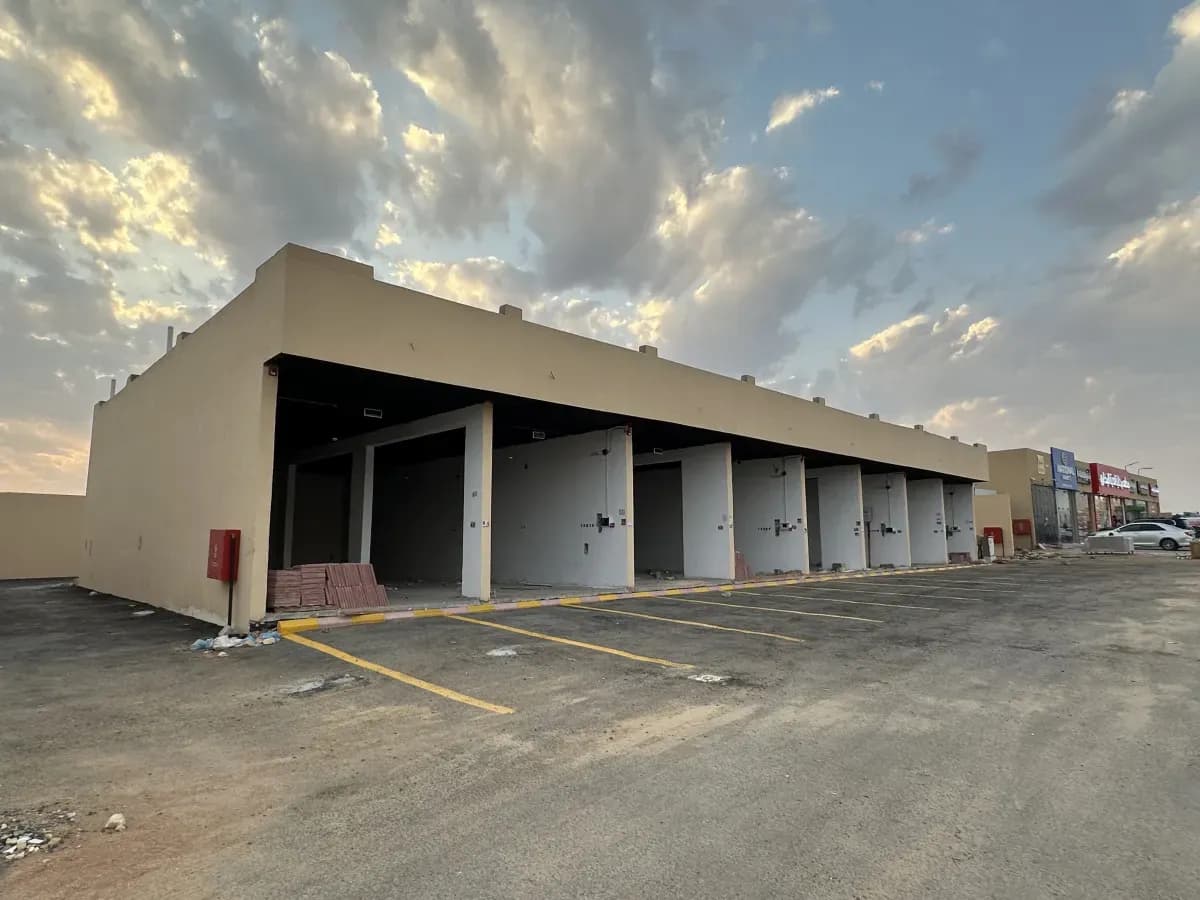 Showroom For Rent-6