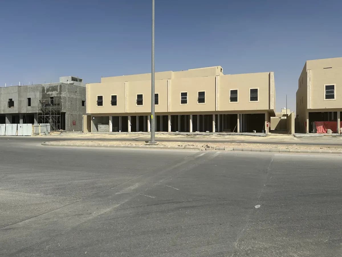 Showroom For Rent-3