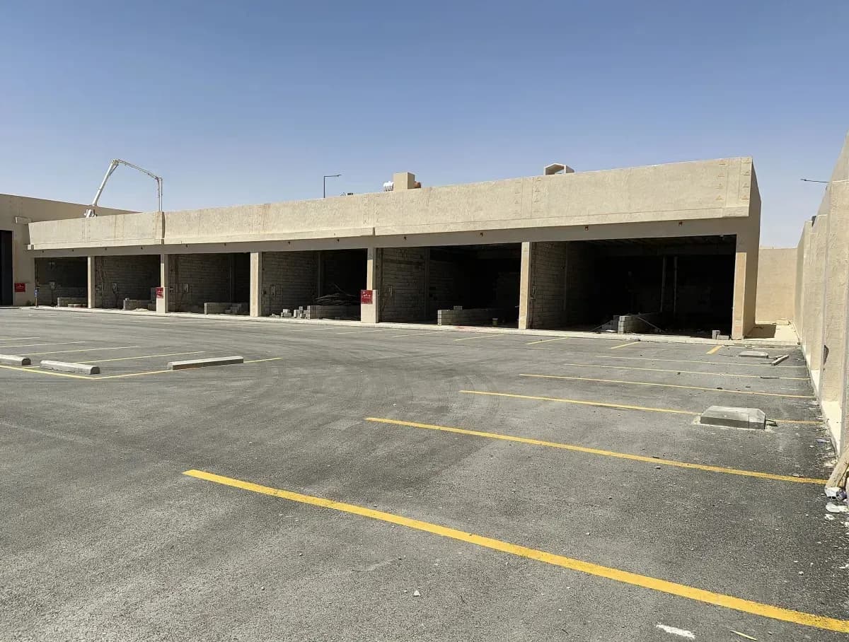 Showroom For Rent-3